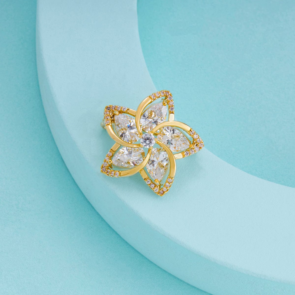 Trendy Saree Brooch Trendy Saree Brooch 197940