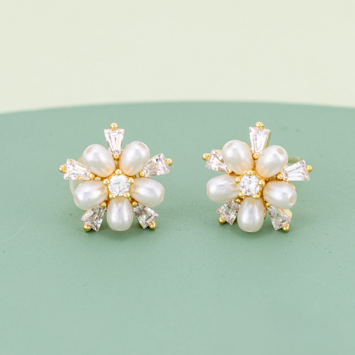 Trendy Zircon Earring Trendy Earring 187421