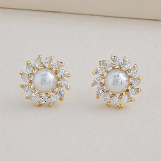 Trendy Zircon Earring Trendy Zircon Earring 156483