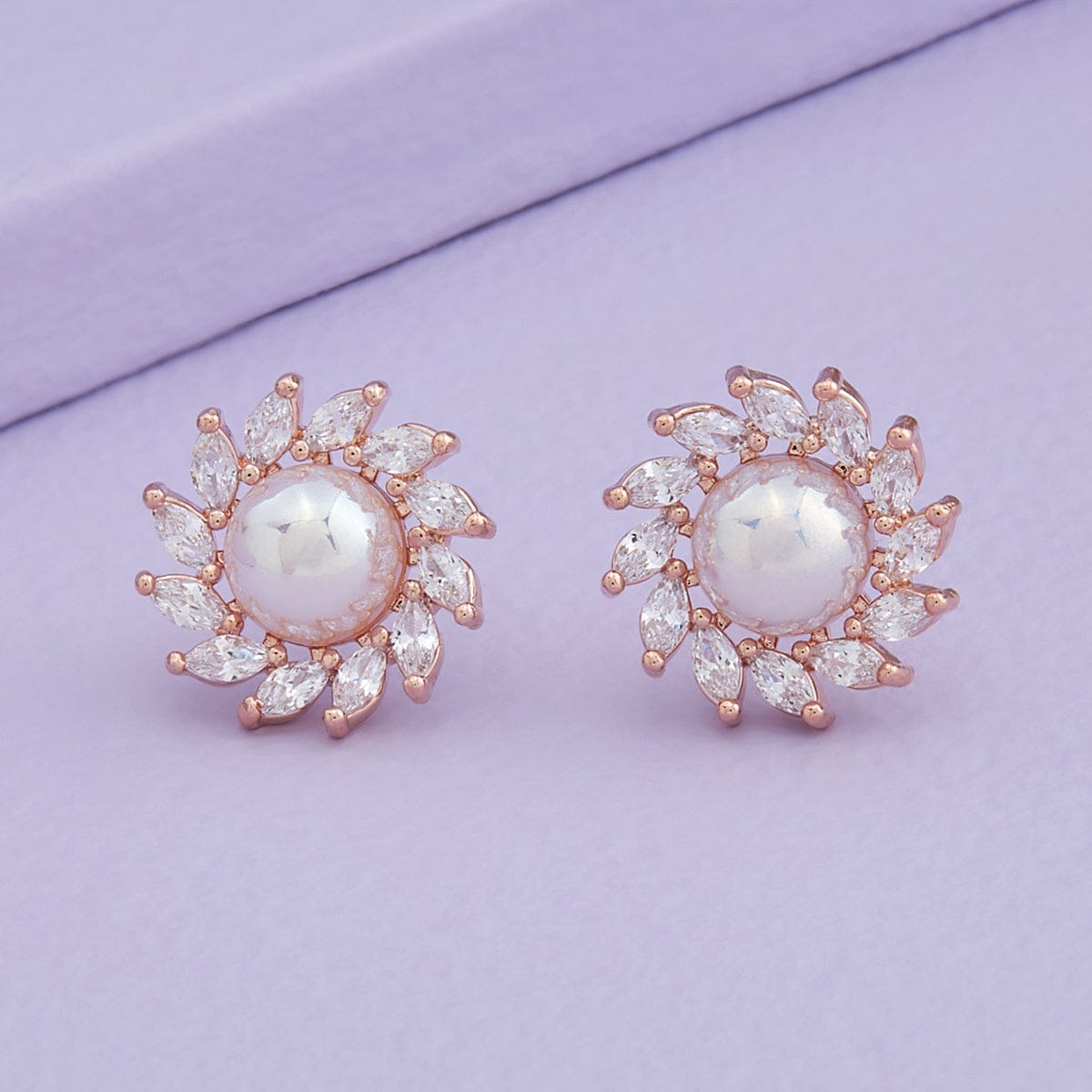 Trendy Zircon Earring Trendy Zircon Earring 156483