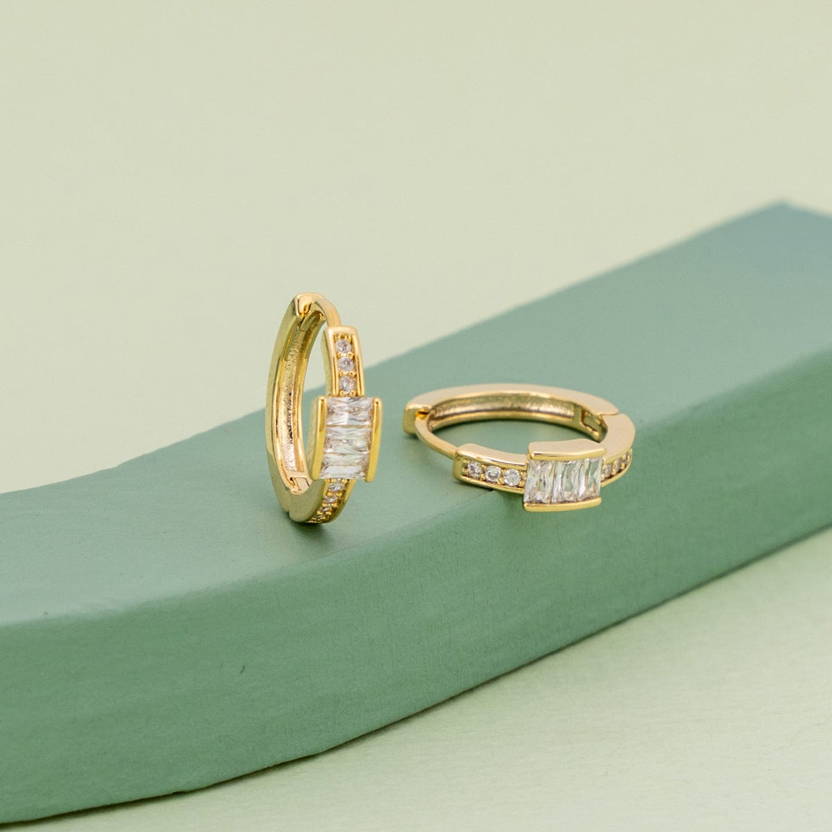 Trendy Zircon Earring Trendy Earring 187781