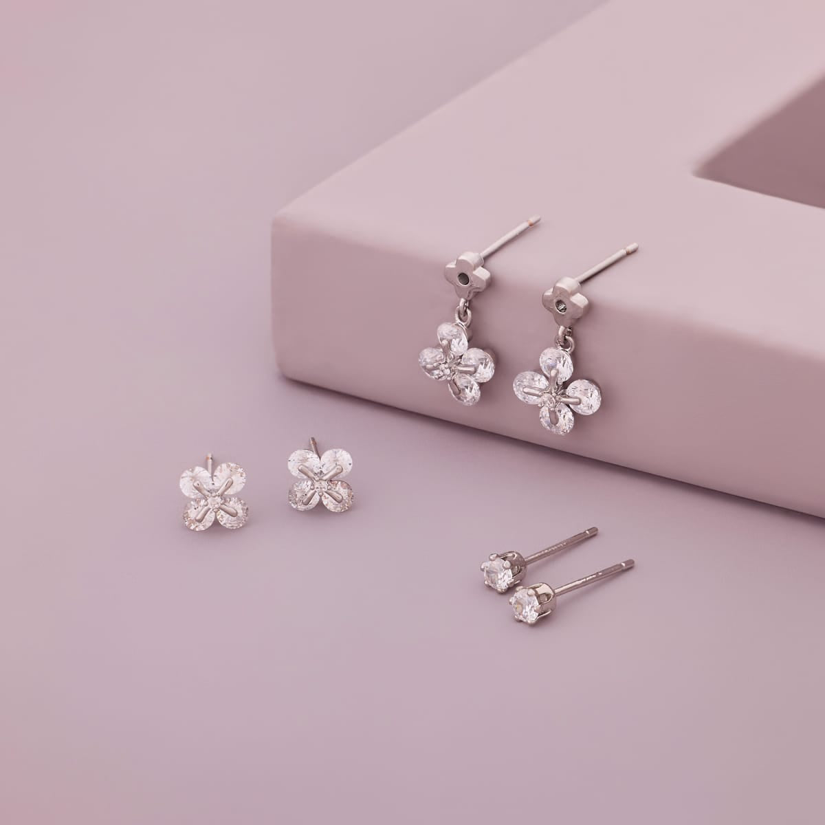 Trendy Zircon Earring Trendy Earring 187484