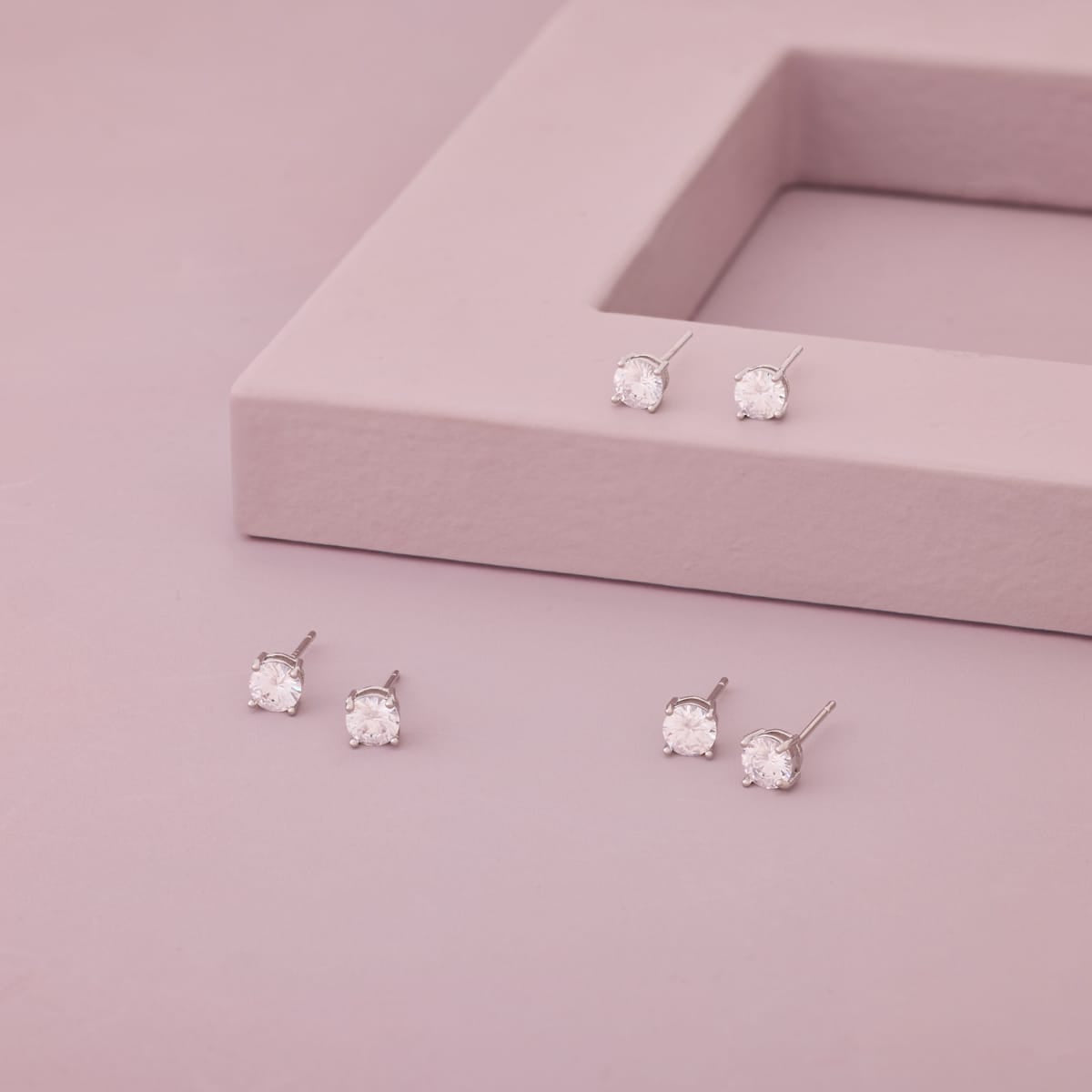 Trendy Zircon Earring Trendy Earring 204498