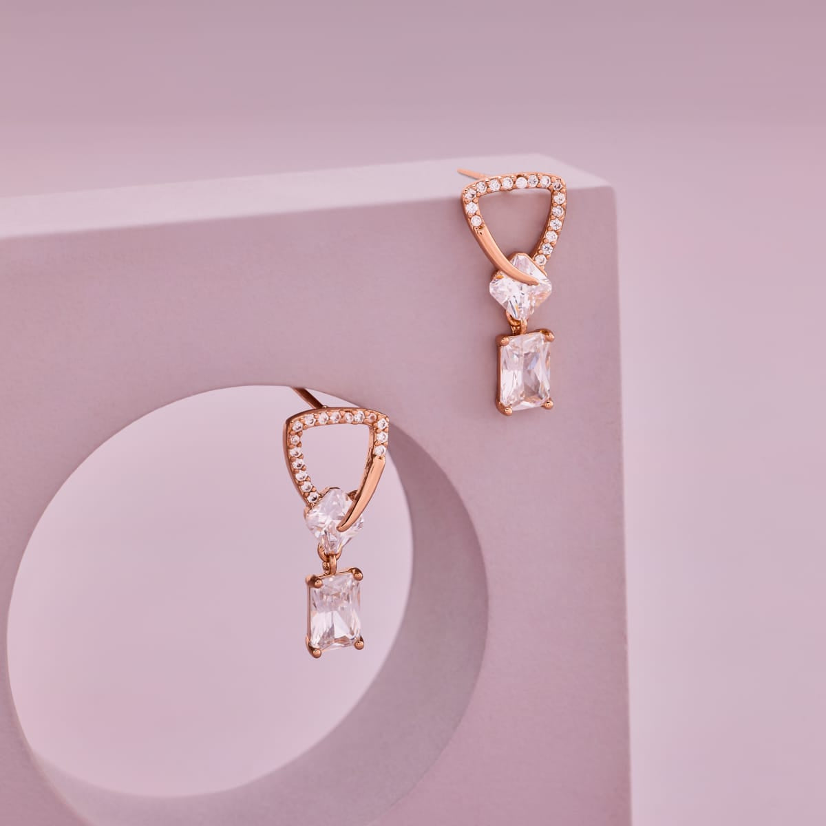 Trendy Zircon Earring Trendy Earring 201686