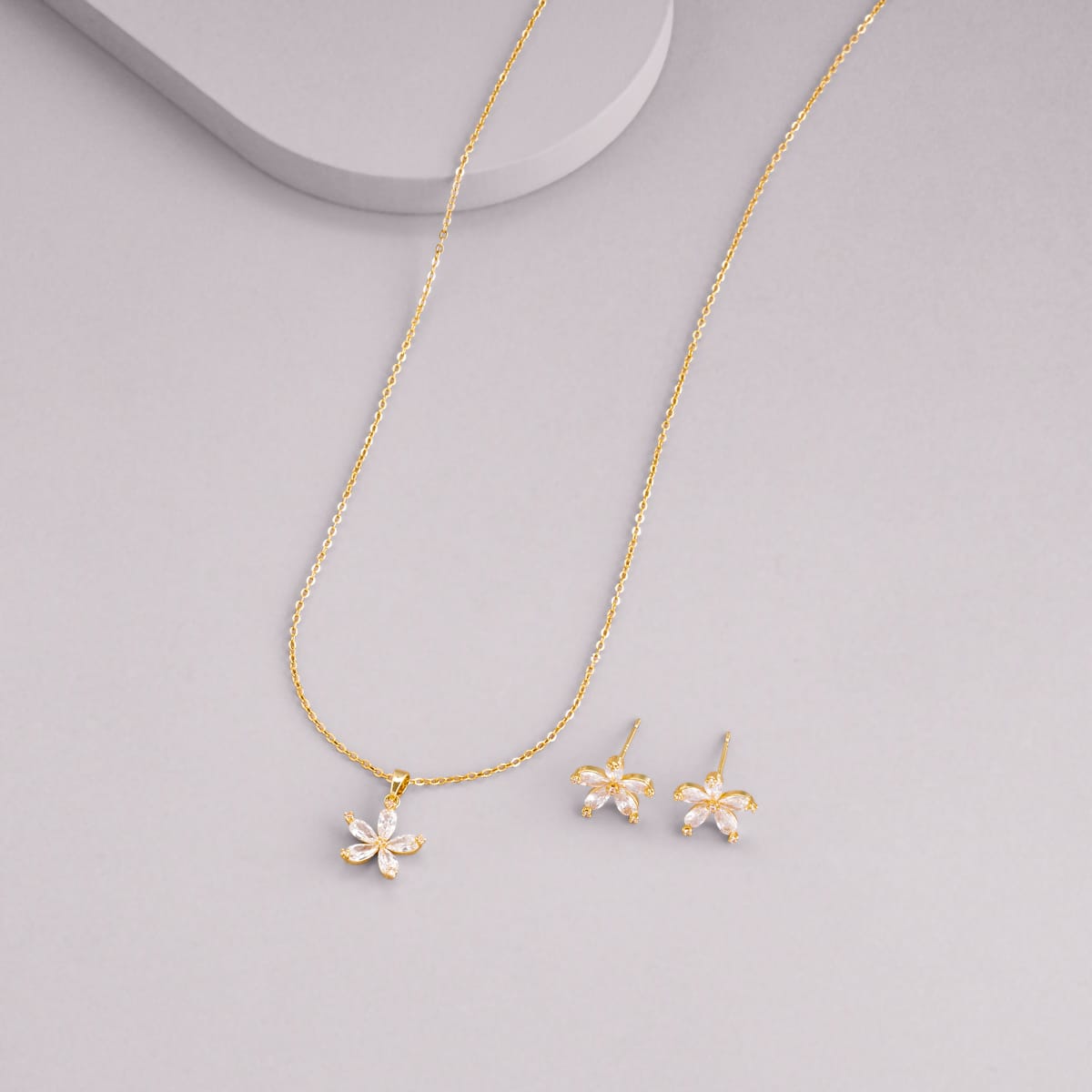 Trendy Zircon Necklace Trendy Necklace 186067