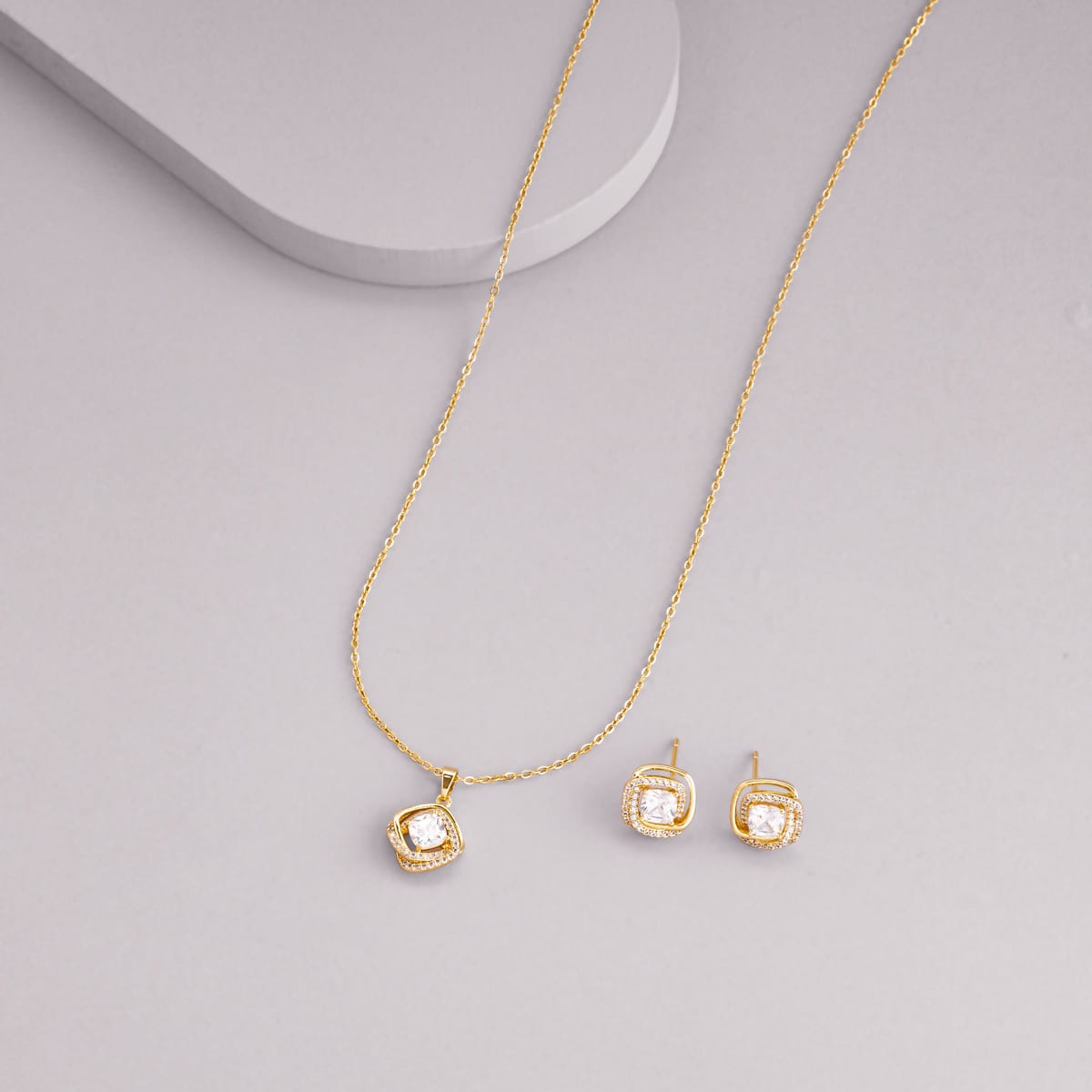 Trendy Zircon Necklace Trendy Necklace 203606