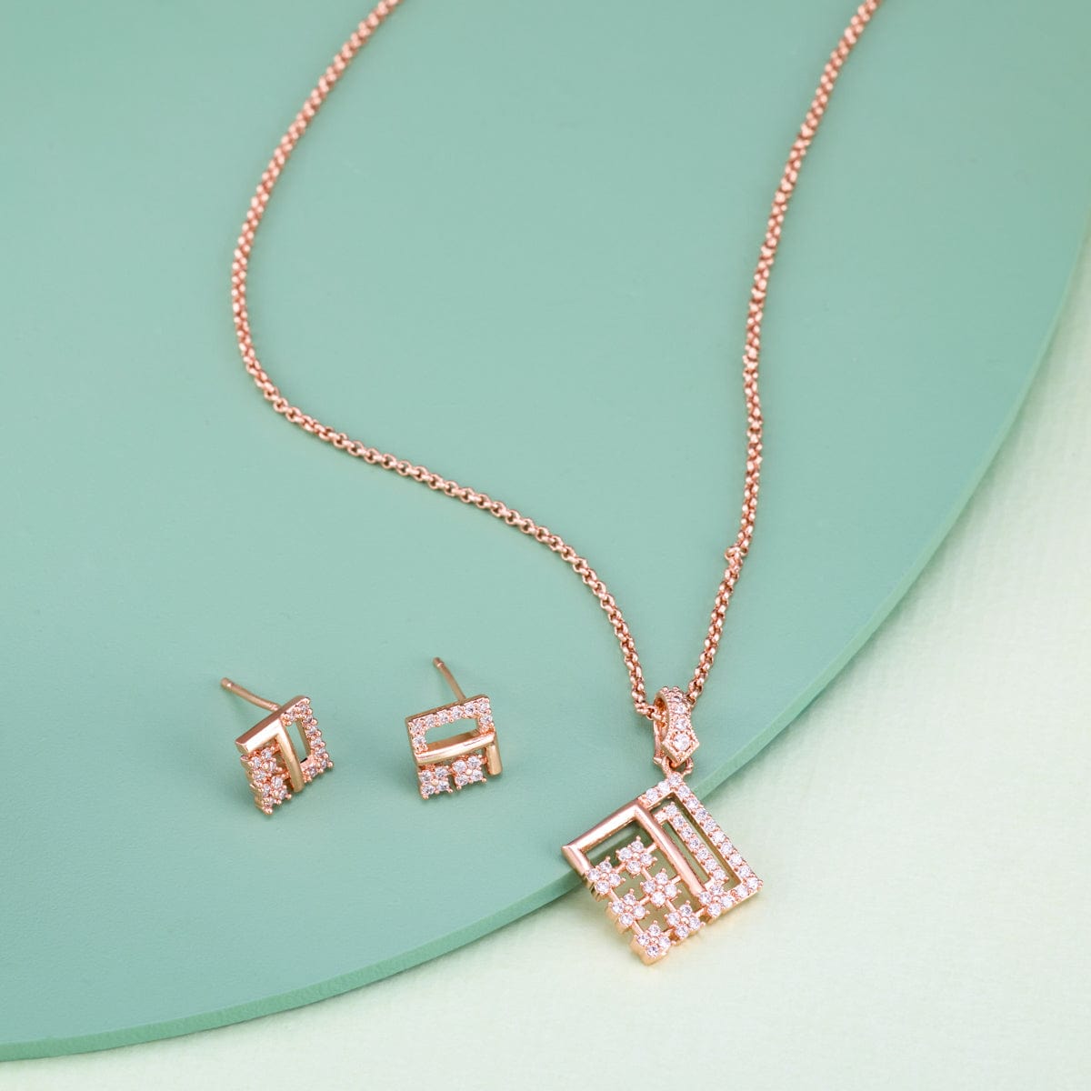 Trendy Zircon Necklace Trendy Necklace 186573