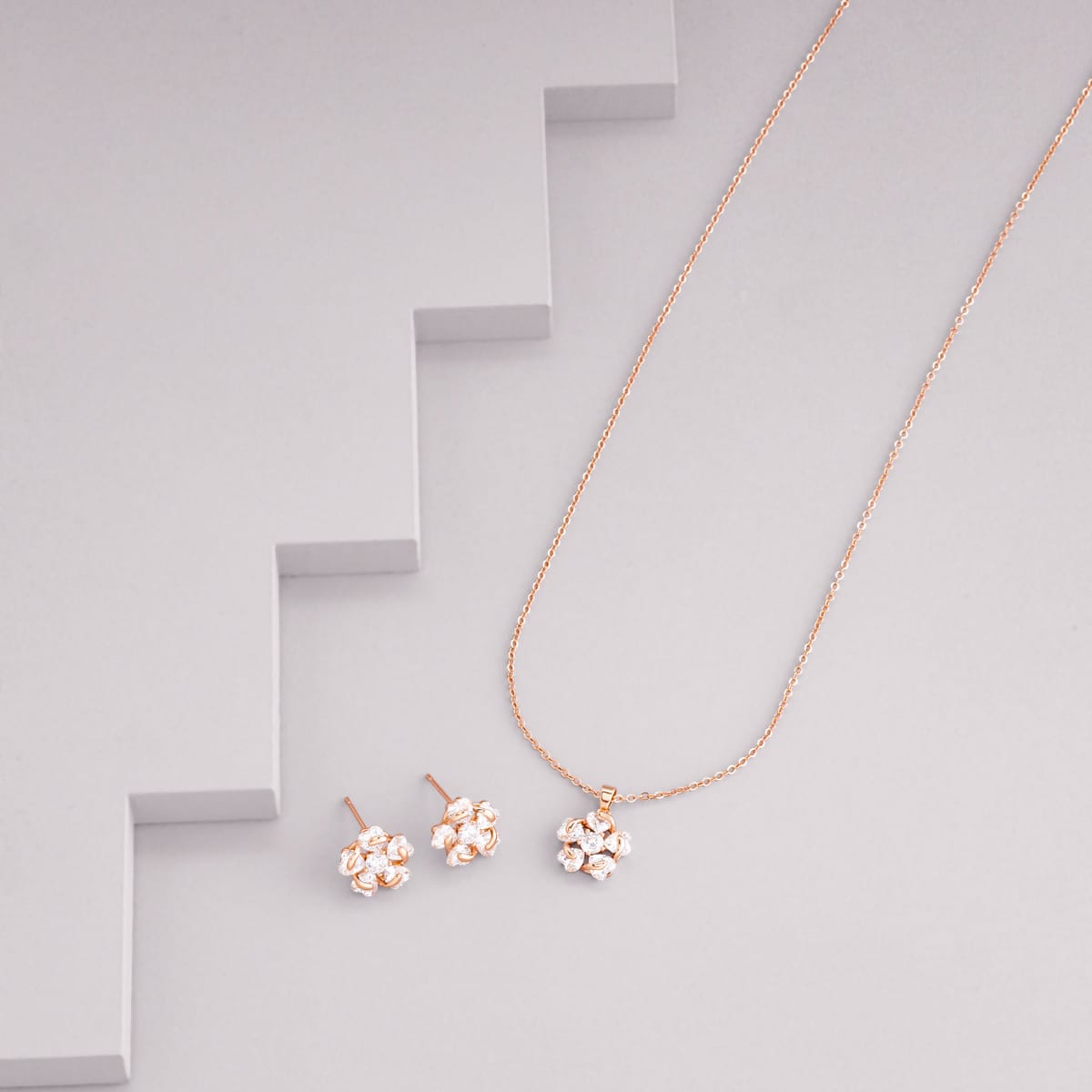 Trendy Zircon Necklace Trendy Necklace 203575