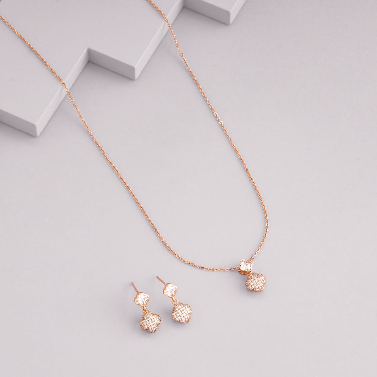 Trendy Zircon Necklace Trendy Necklace 203578