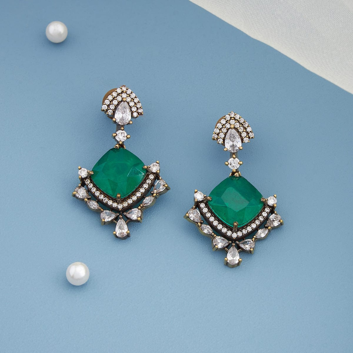 Zircon Earring Zircon Earring 187176