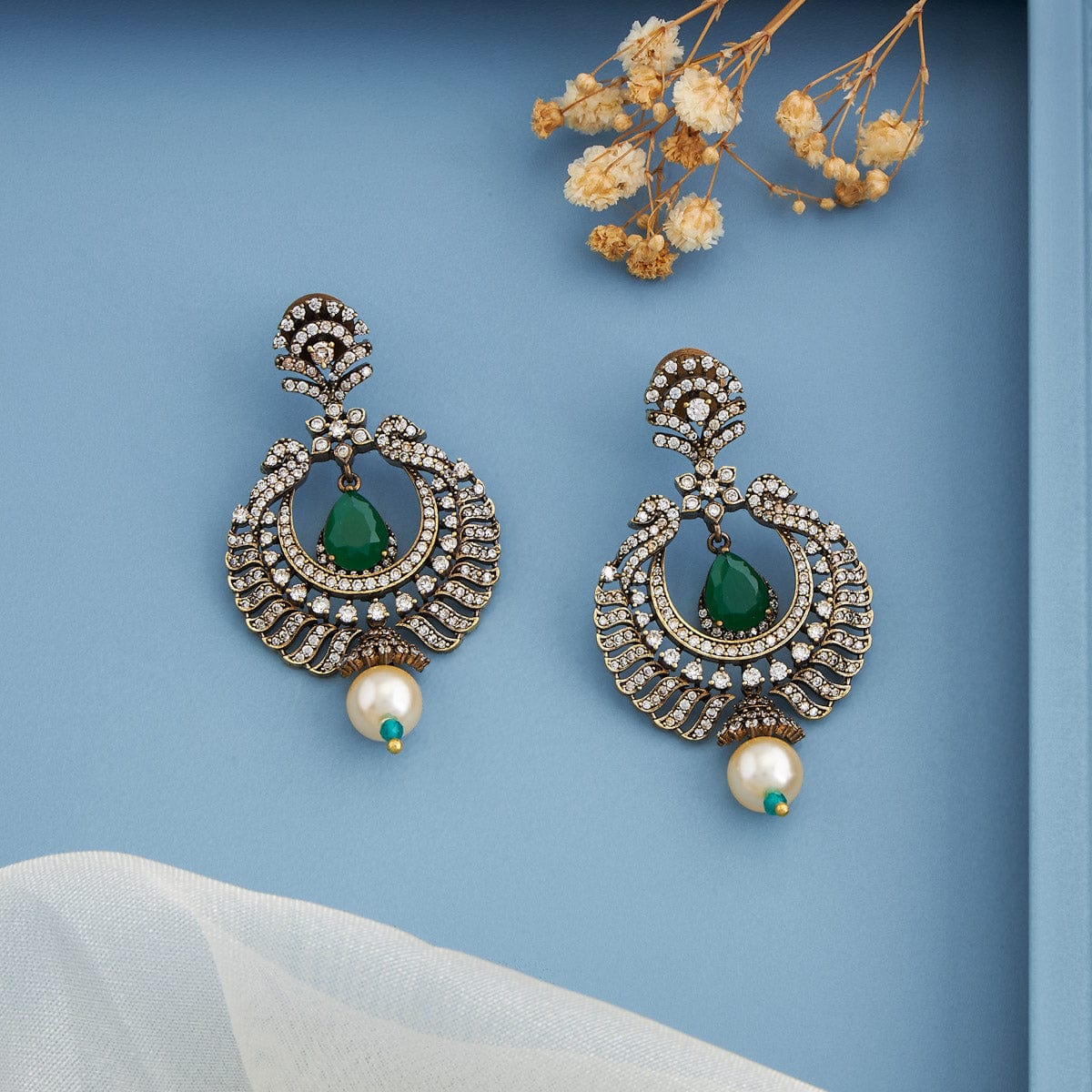 Zircon Earring Zircon Earring 188607