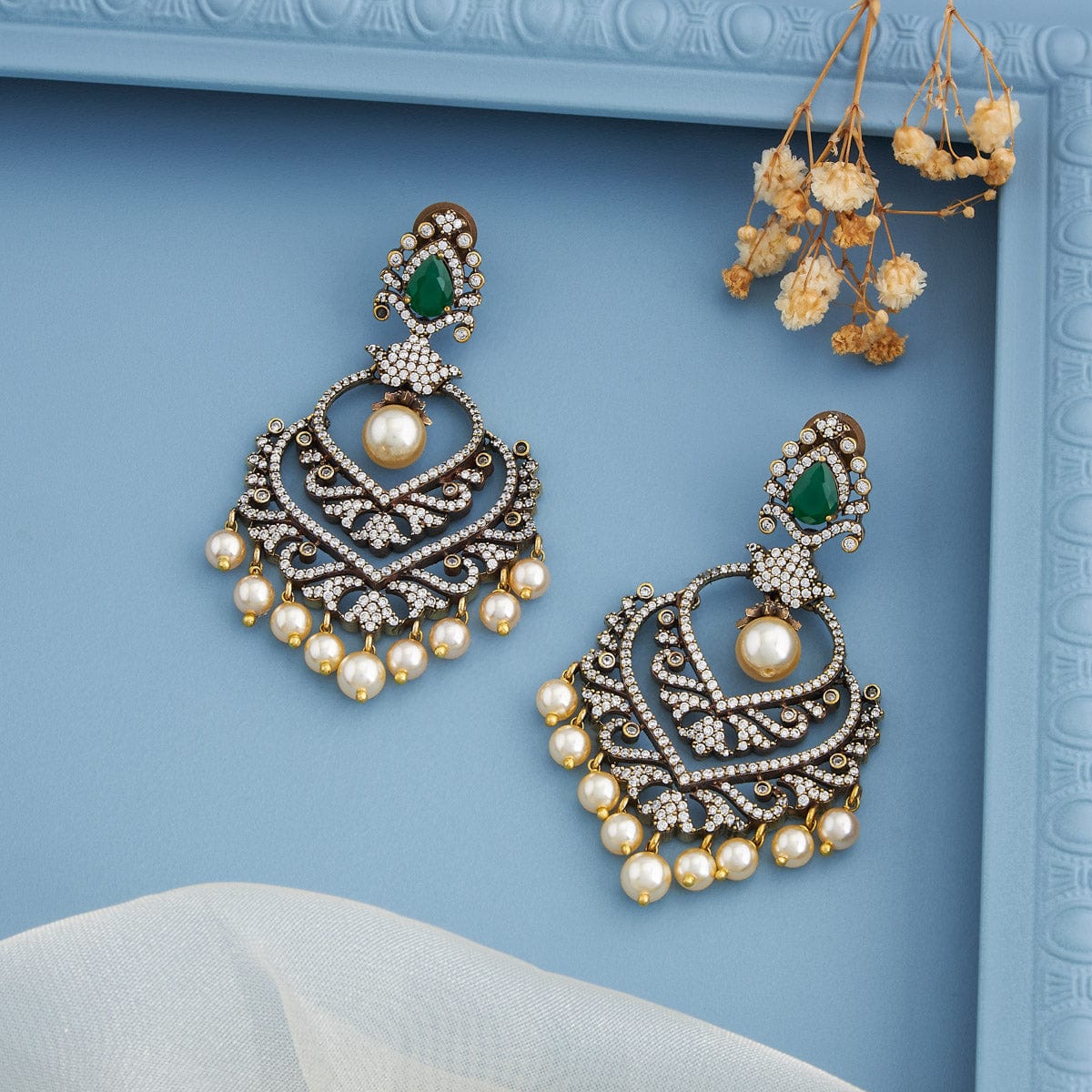 Zircon Earring Zircon Earring 188608