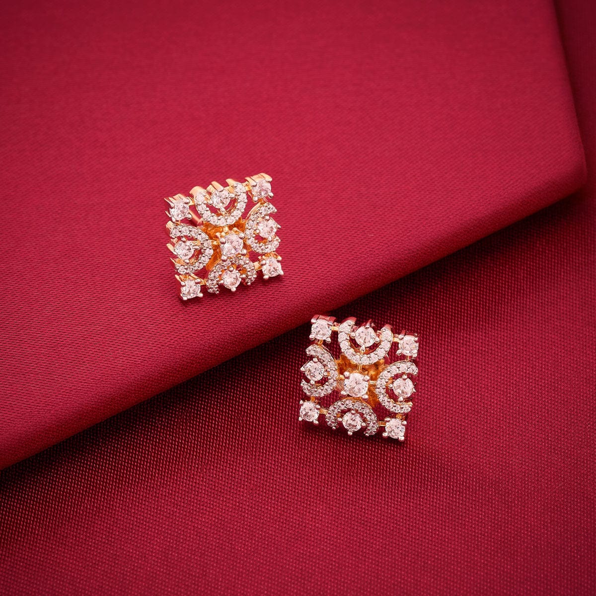 Zircon Earring Zircon Earring 193479
