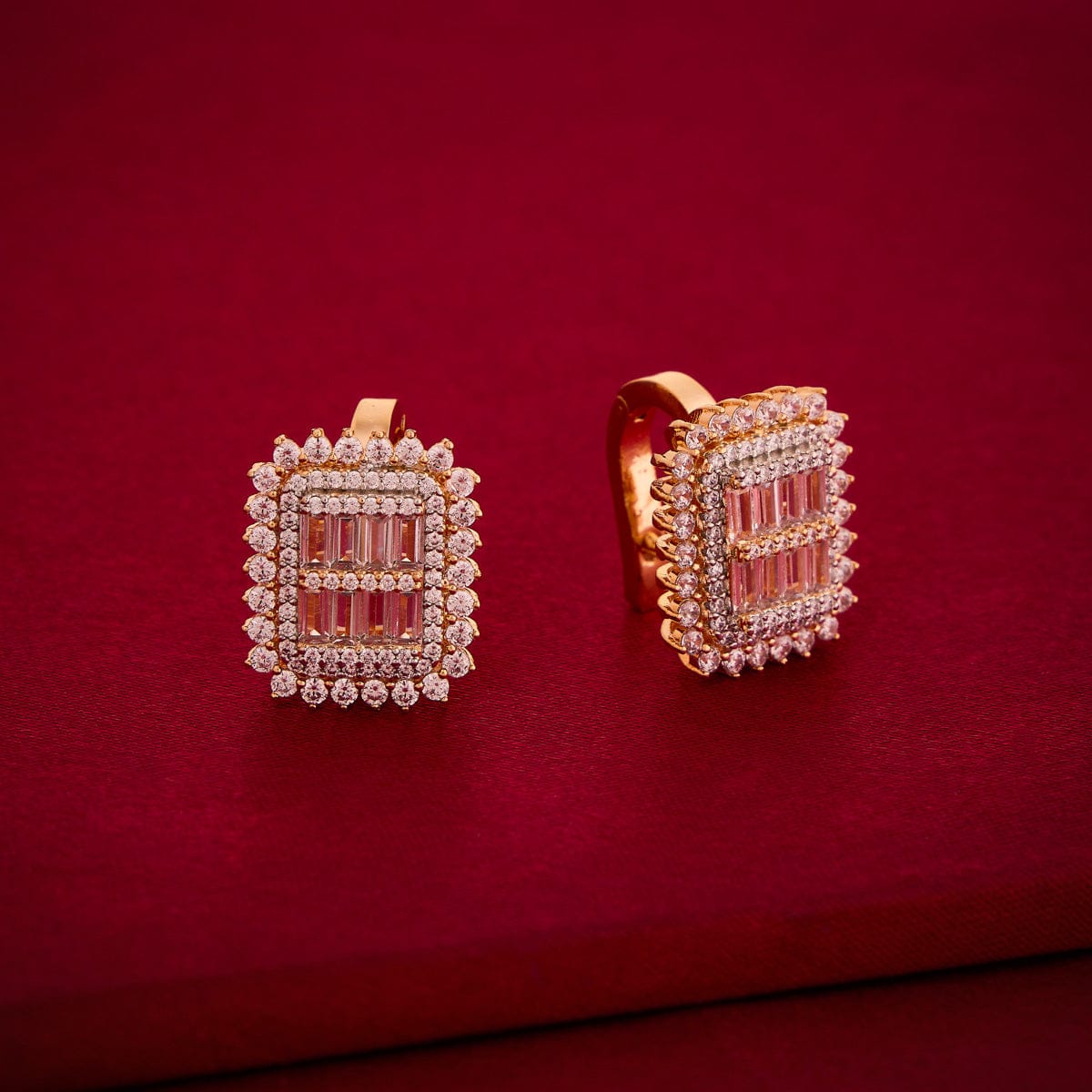 Zircon Earring Zircon Earring 194086