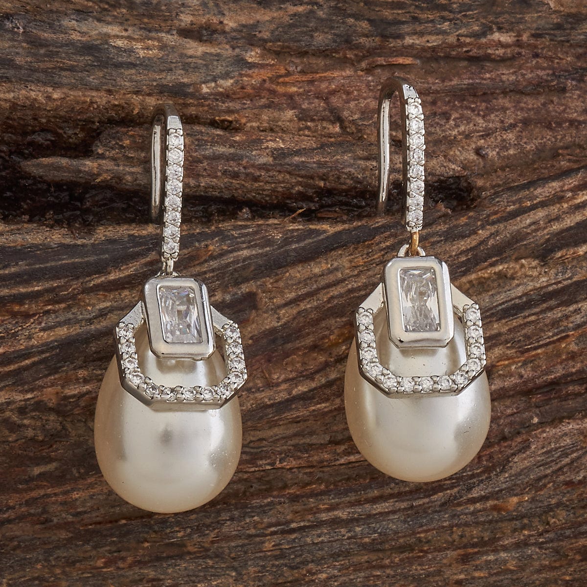 Zircon Earring Zircon Earring 186596