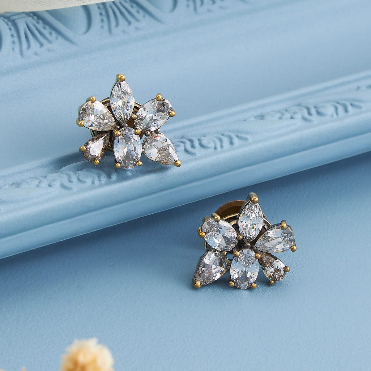 Zircon Earring Zircon Earring 187168