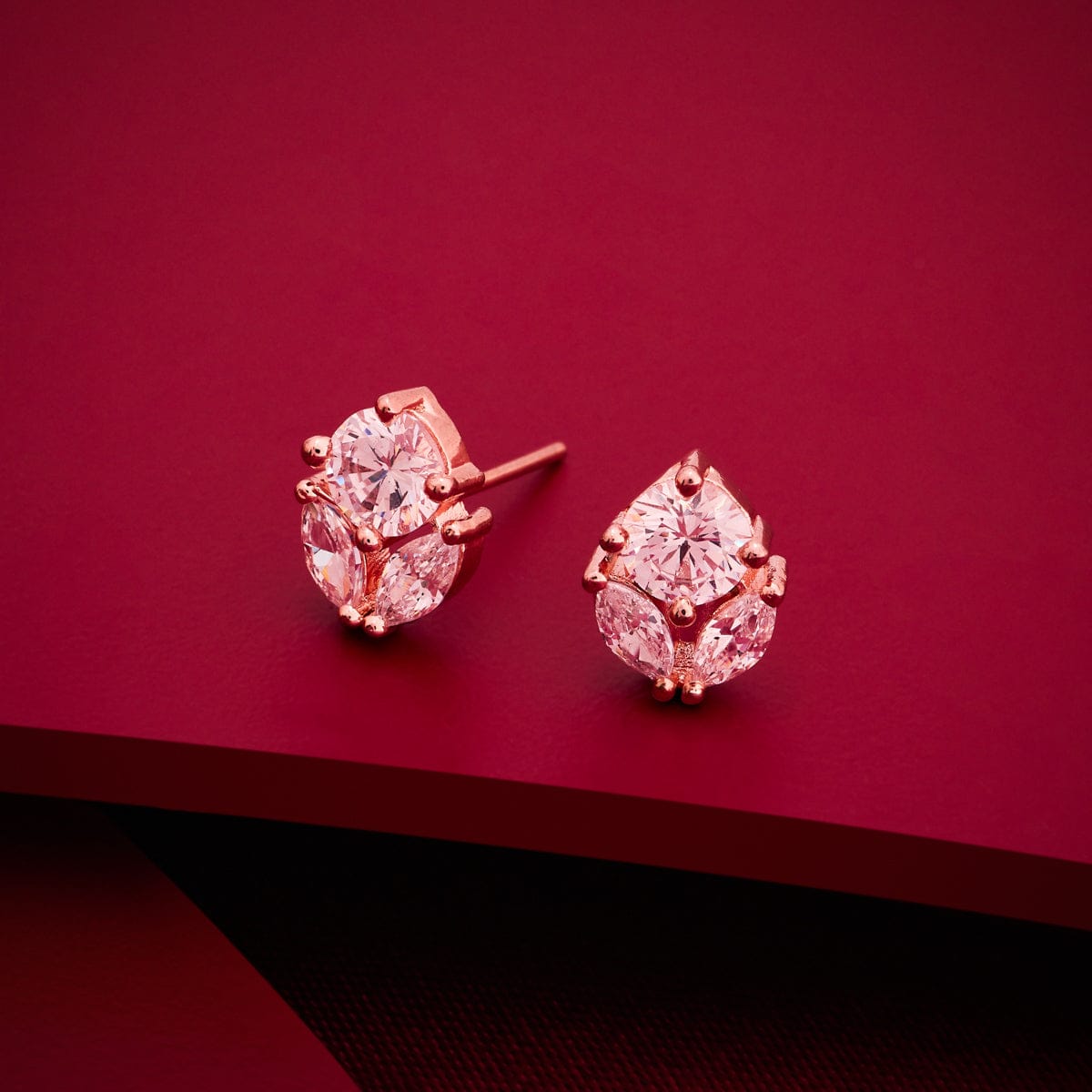 Zircon Earring Zircon Earring 150345
