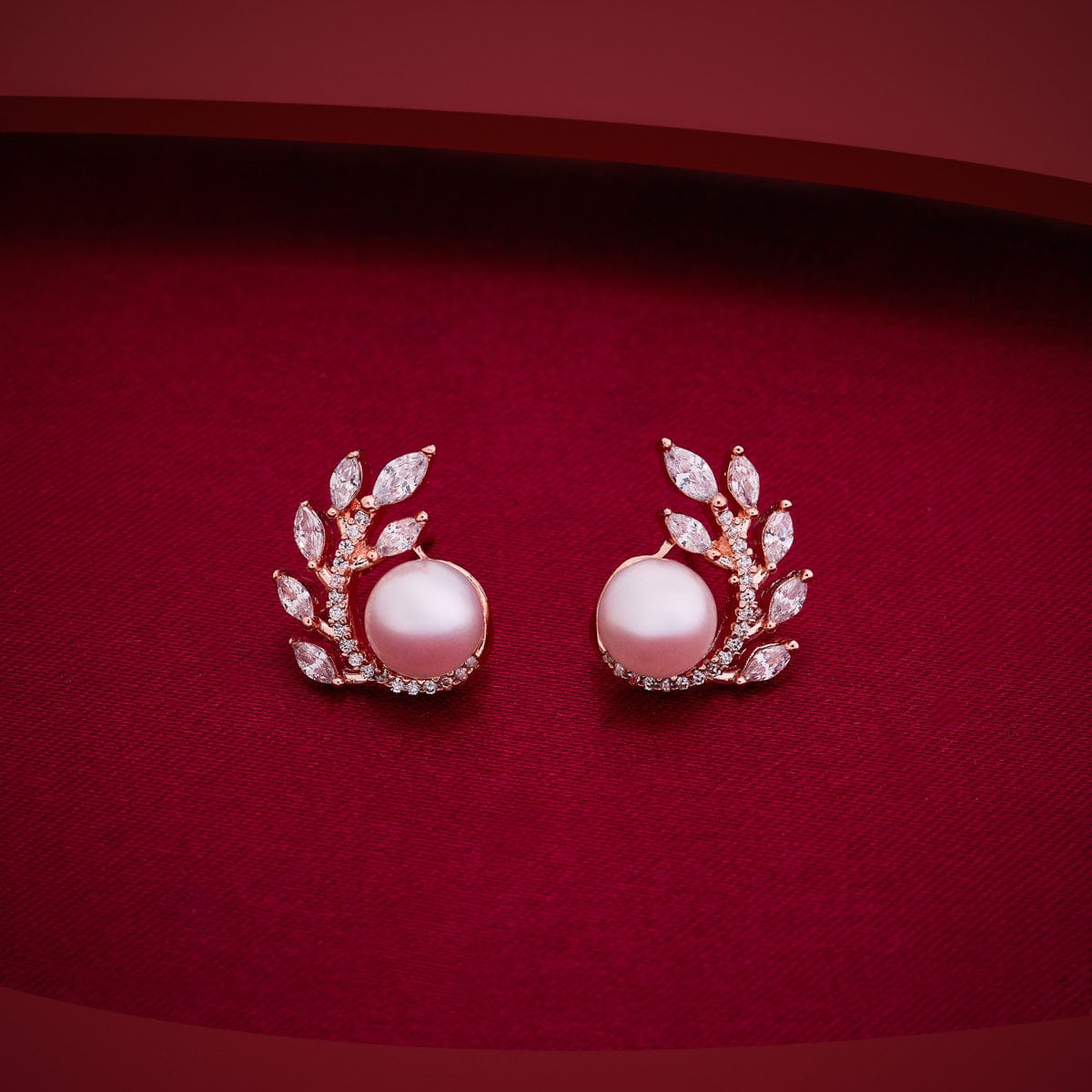 Zircon Earring Zircon Earring 170336