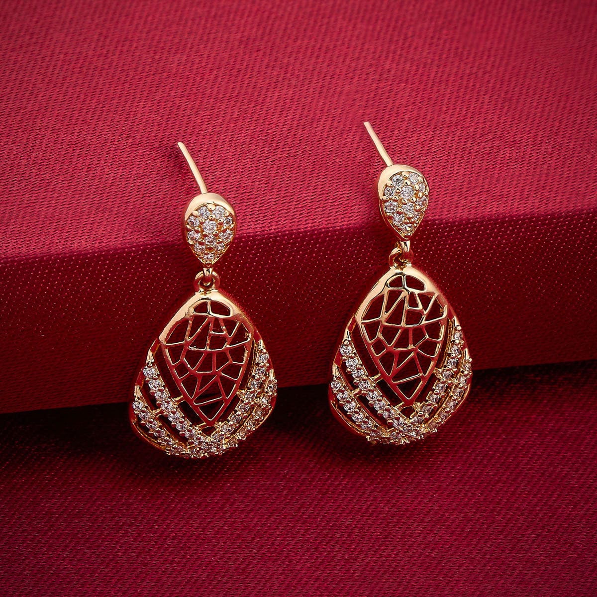 Zircon Earring Zircon Earring 172972