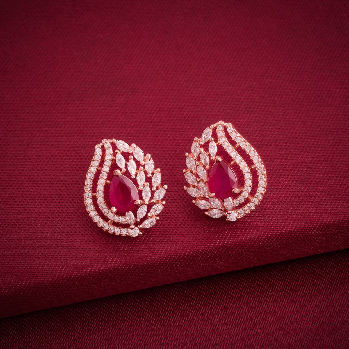 Zircon Earring Zircon Earring 180884
