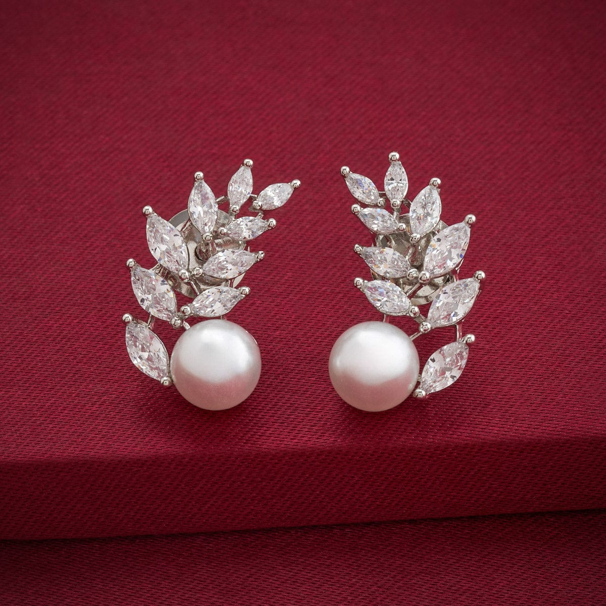 Zircon Earring Zircon Earring 181012