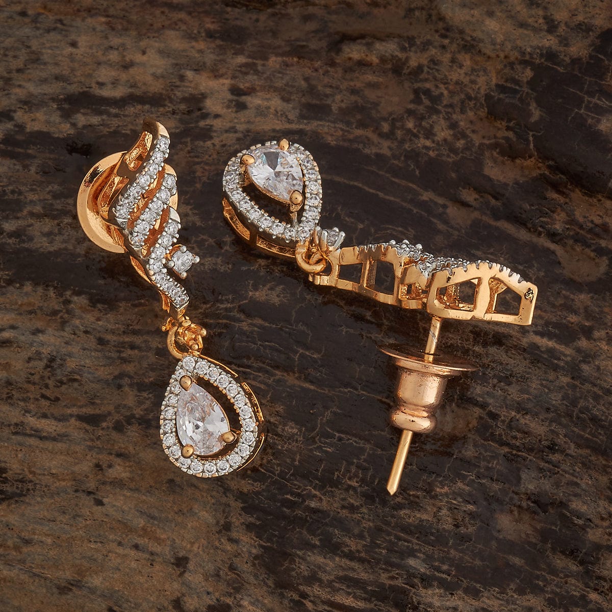 Zircon Earring Zircon Earring 182445