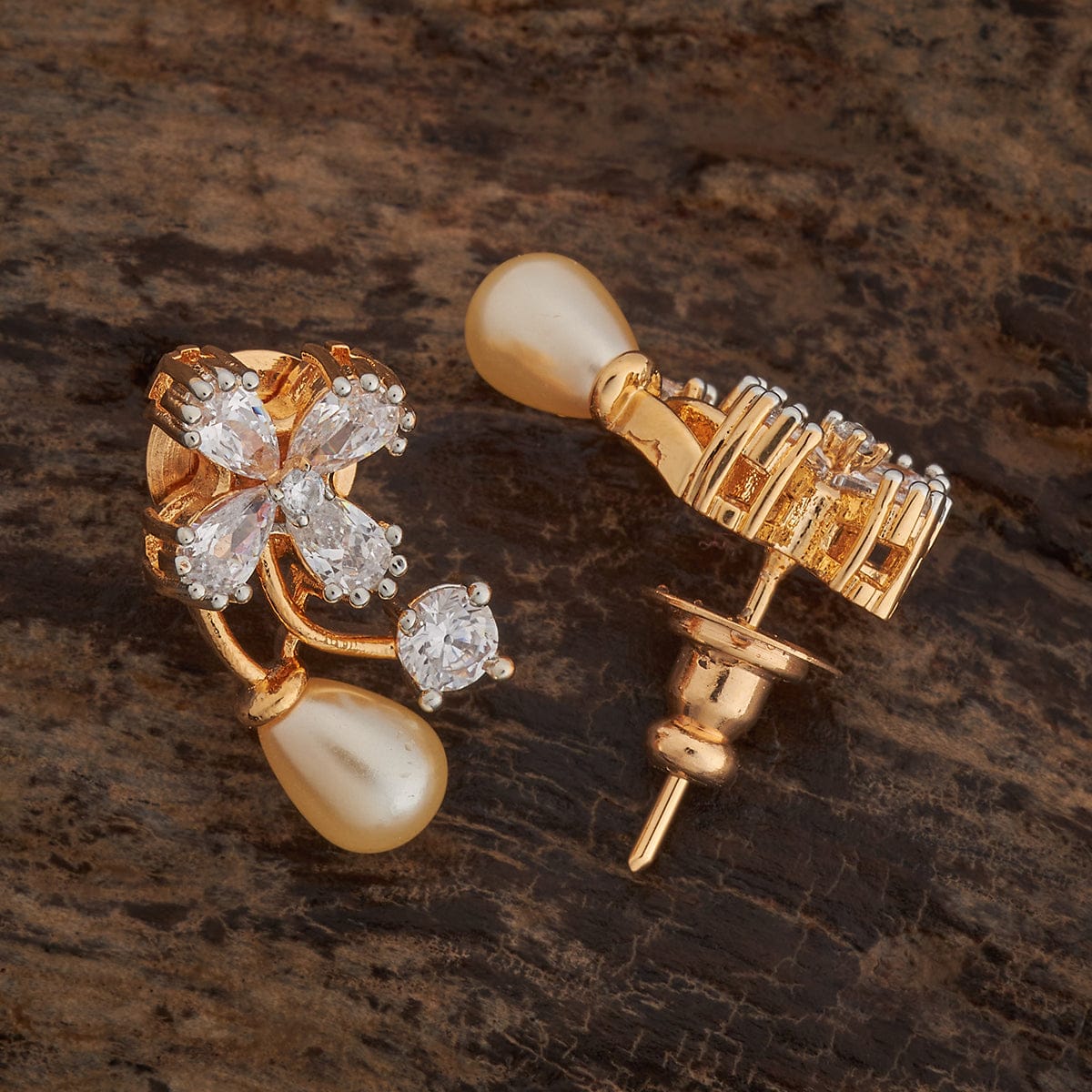 Zircon Earring Zircon Earring 182446