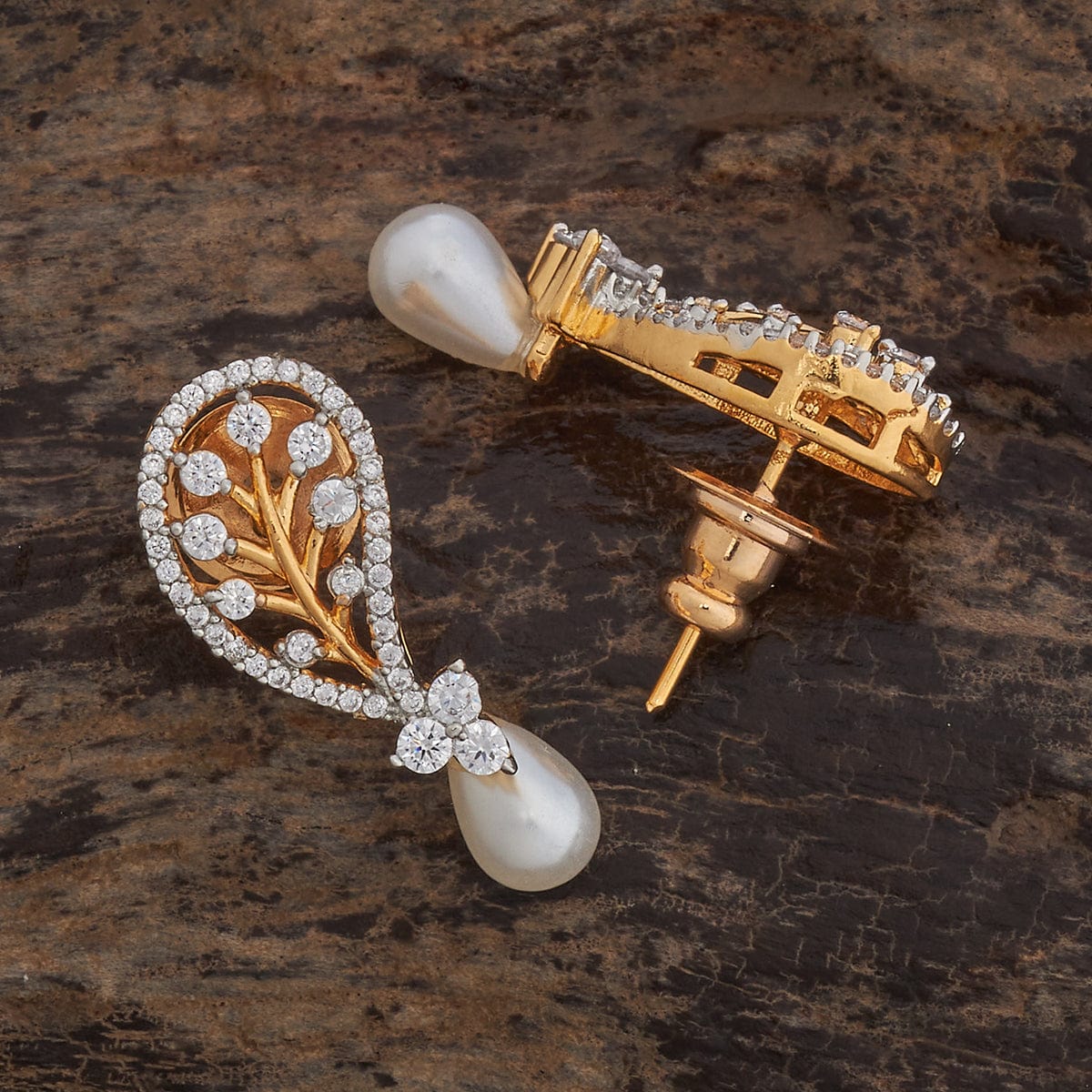 Zircon Earring Zircon Earring 182458