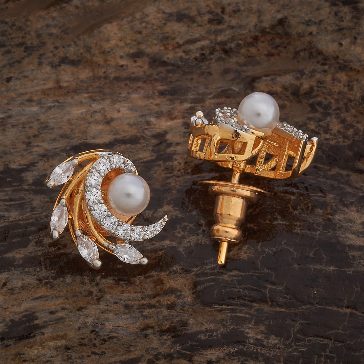 Zircon Earring Zircon Earring 182459
