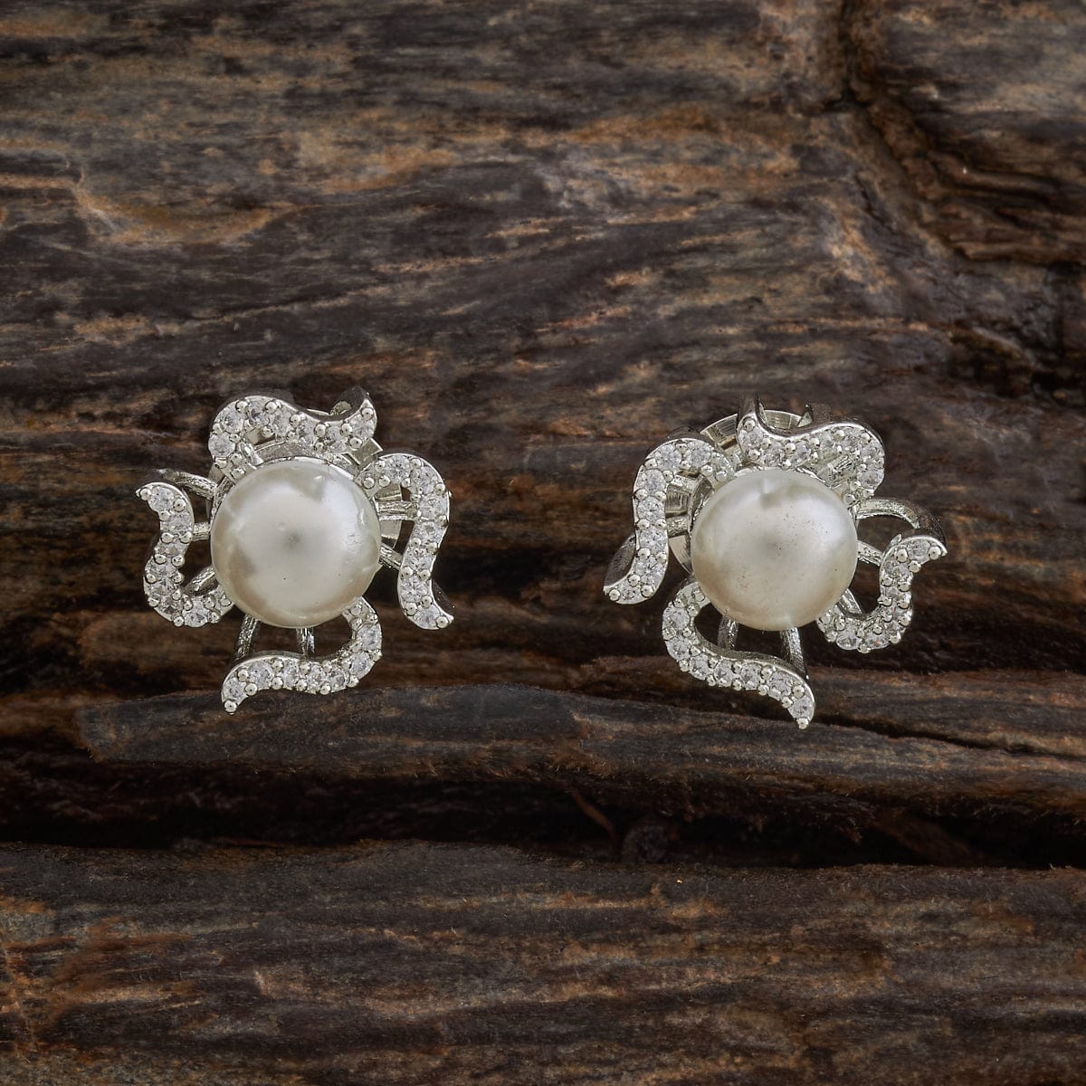 Zircon Earring Zircon Earring 182462