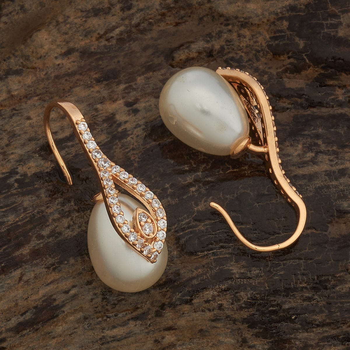 Zircon Earring Zircon Earring 182795