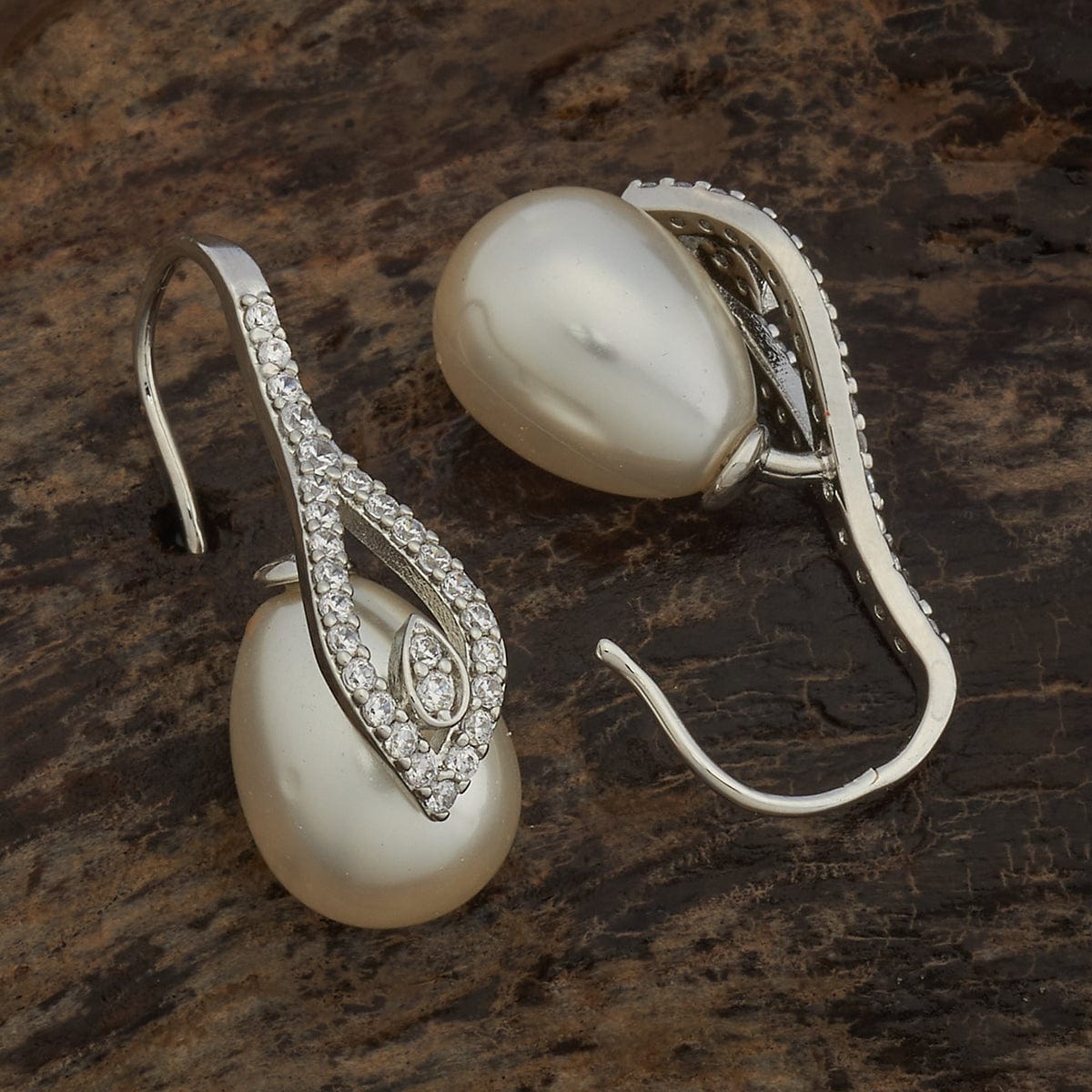 Zircon Earring Zircon Earring 182795