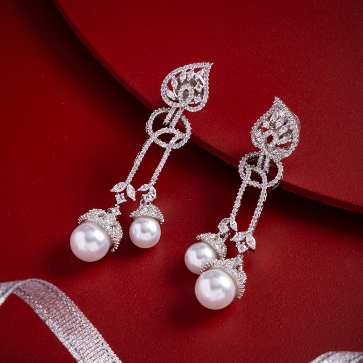 Zircon Earring Zircon Earring 184665