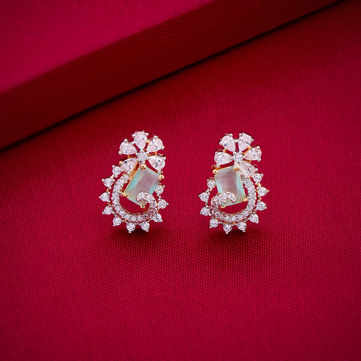 Zircon Earring Zircon Earring 185321