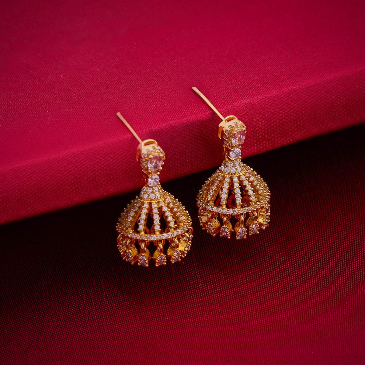 Zircon Earring Zircon Earring 185332