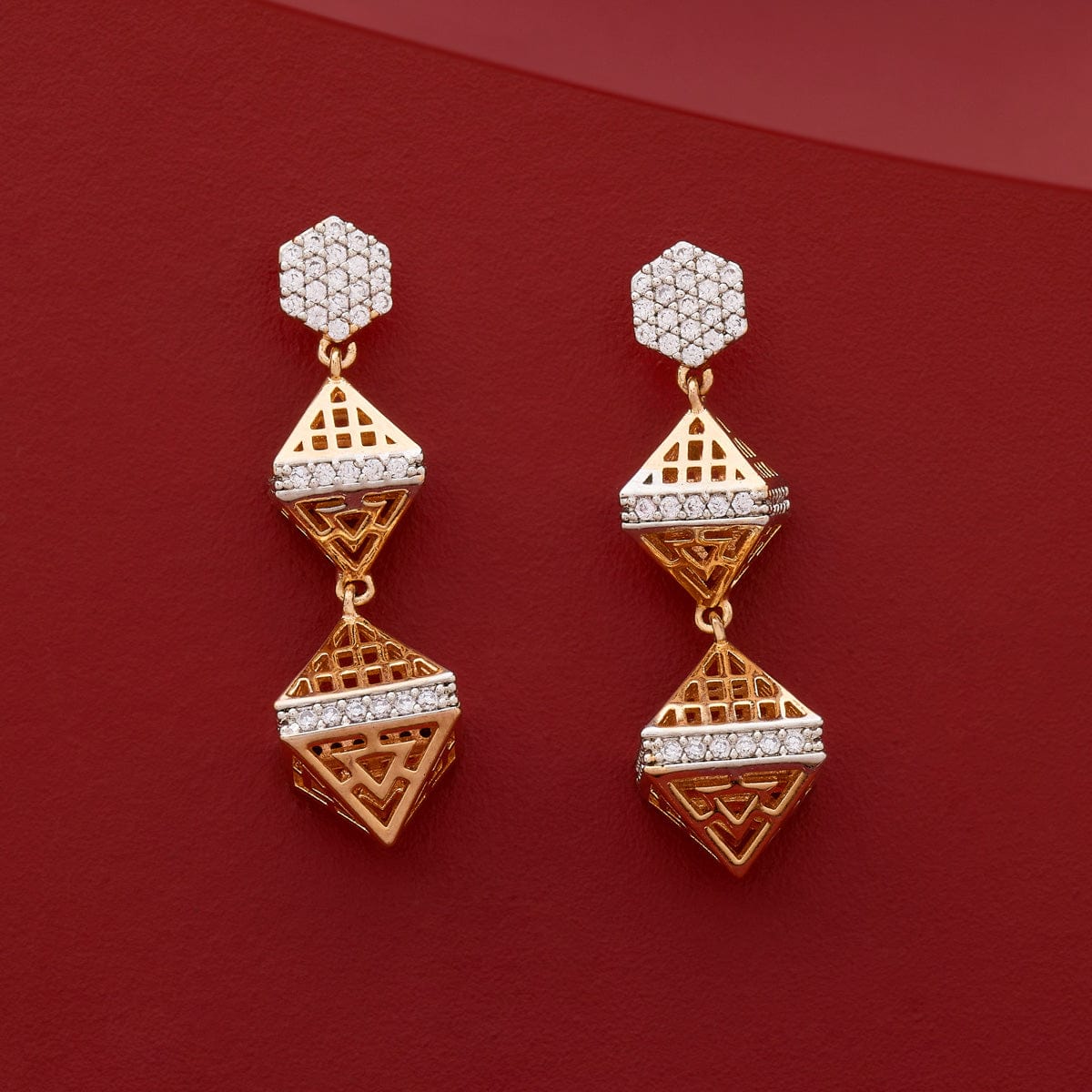 Zircon Earring Zircon Earring 185708