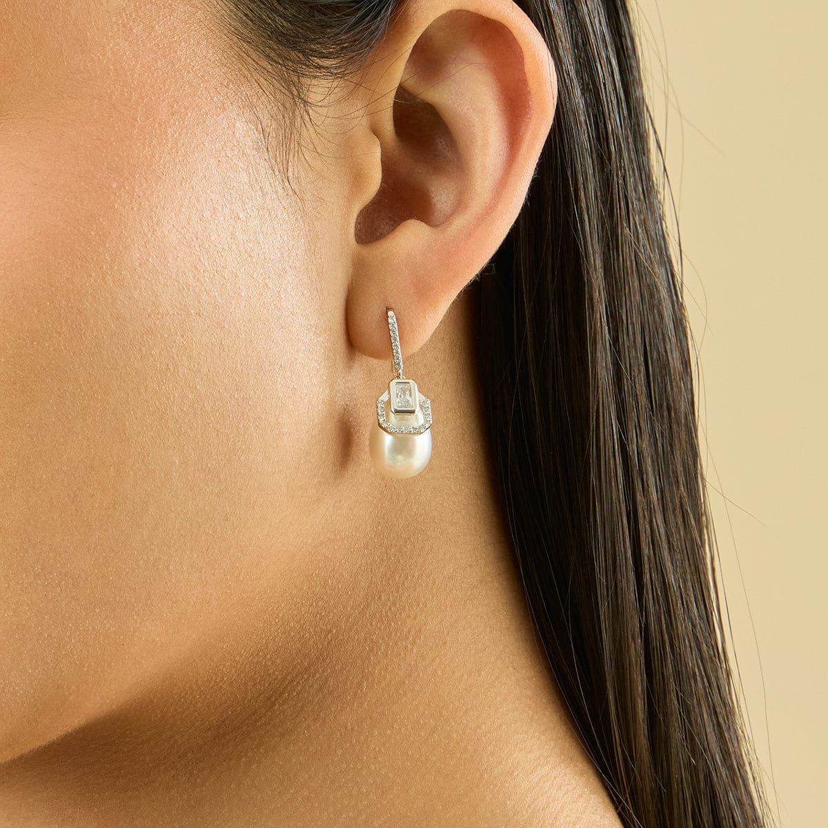 Zircon Earring Zircon Earring 186596