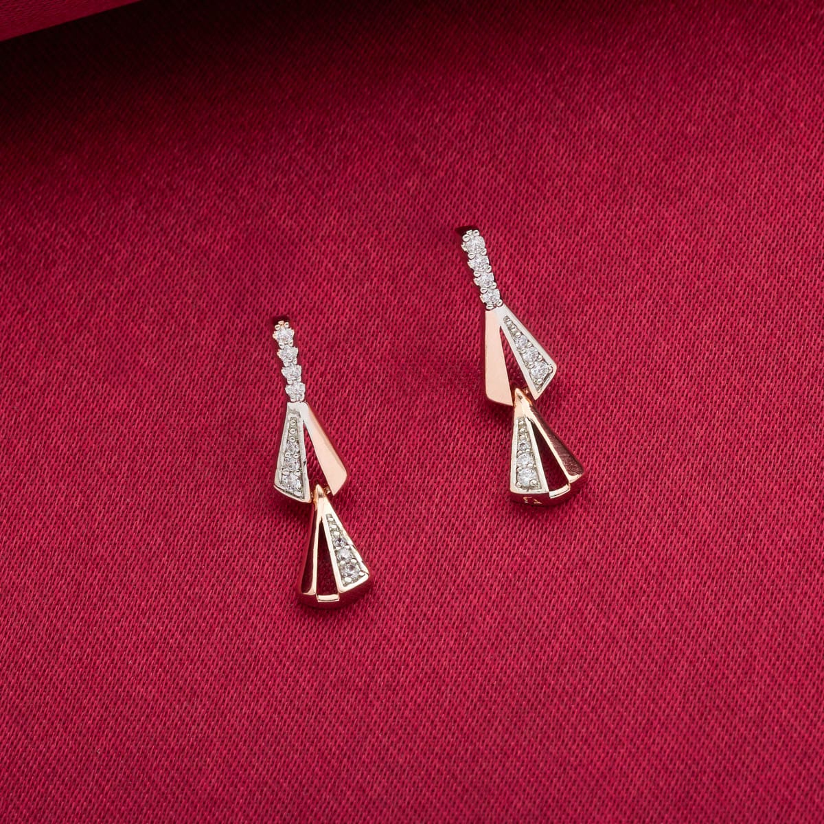 Zircon Earring Zircon Earring 187650