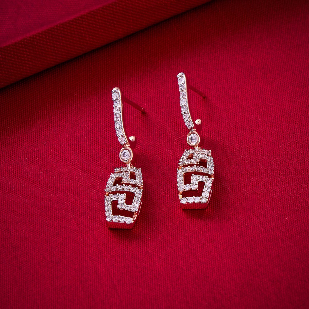 Zircon Earring Zircon Earring 187654