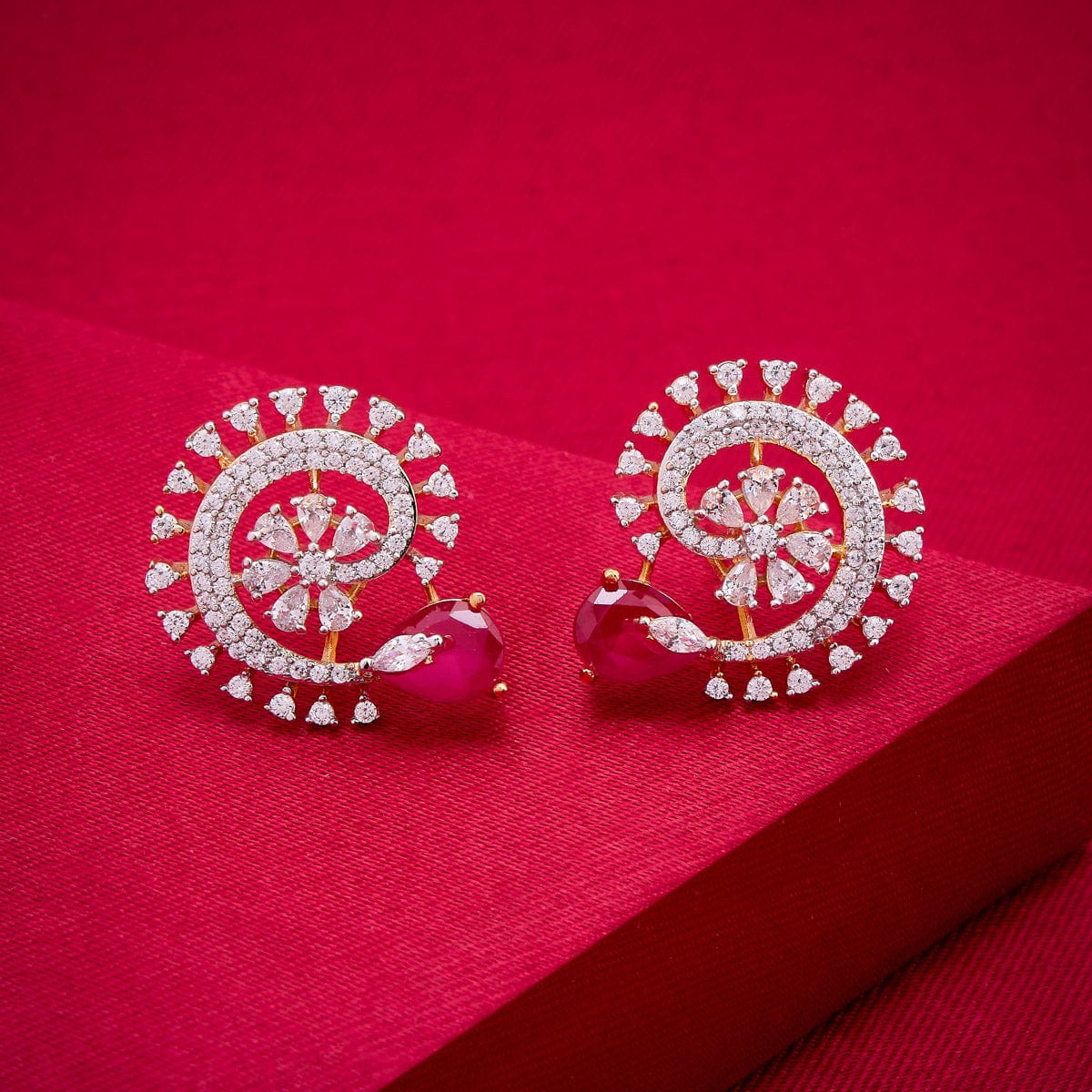 Zircon Earring Zircon Earring 187796