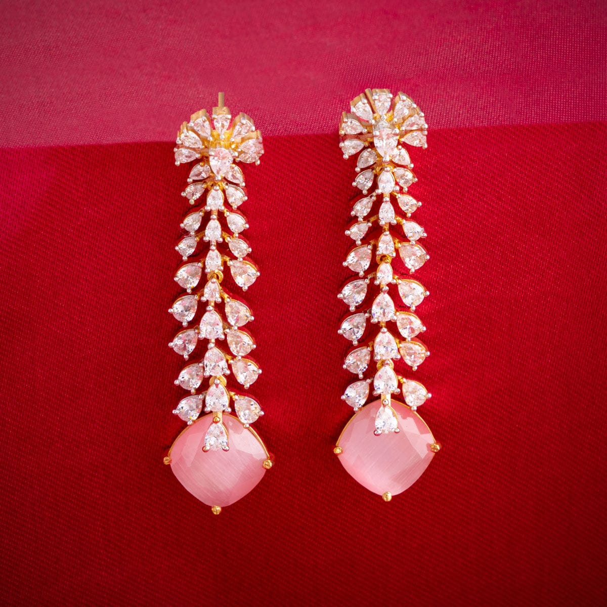 Zircon Earring Zircon Earring 187822