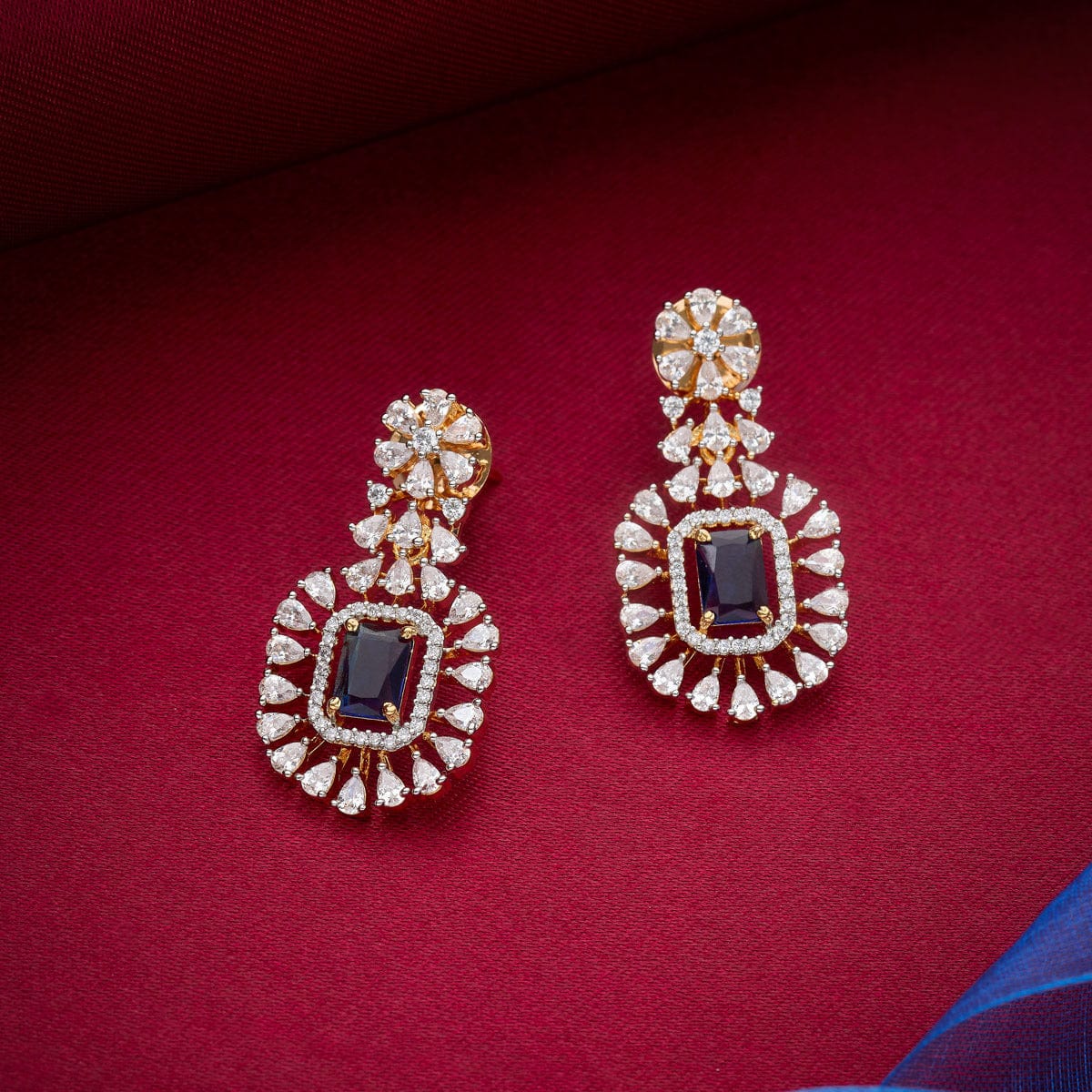 Zircon Earring Zircon Earring 187823