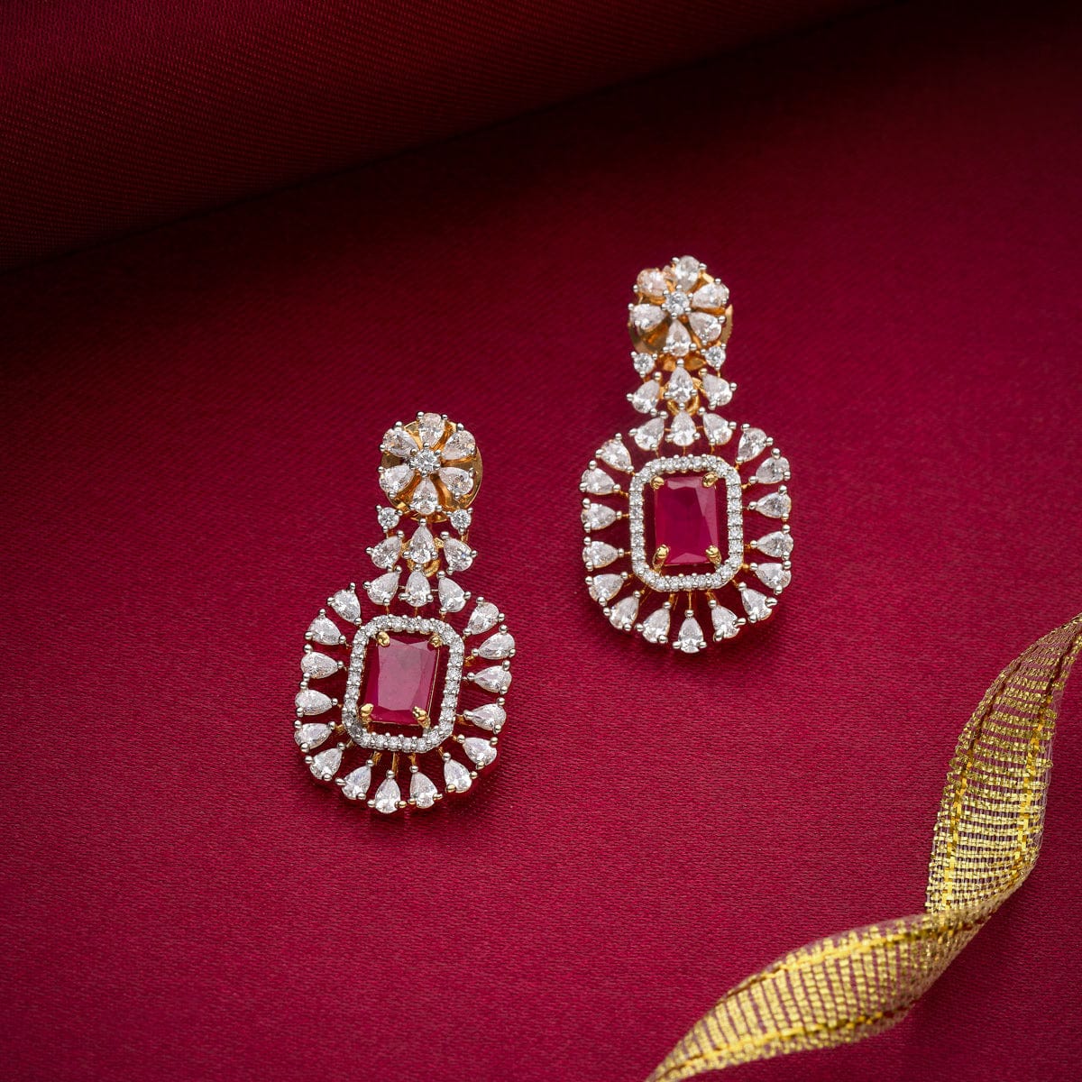 Zircon Earring Zircon Earring 187823