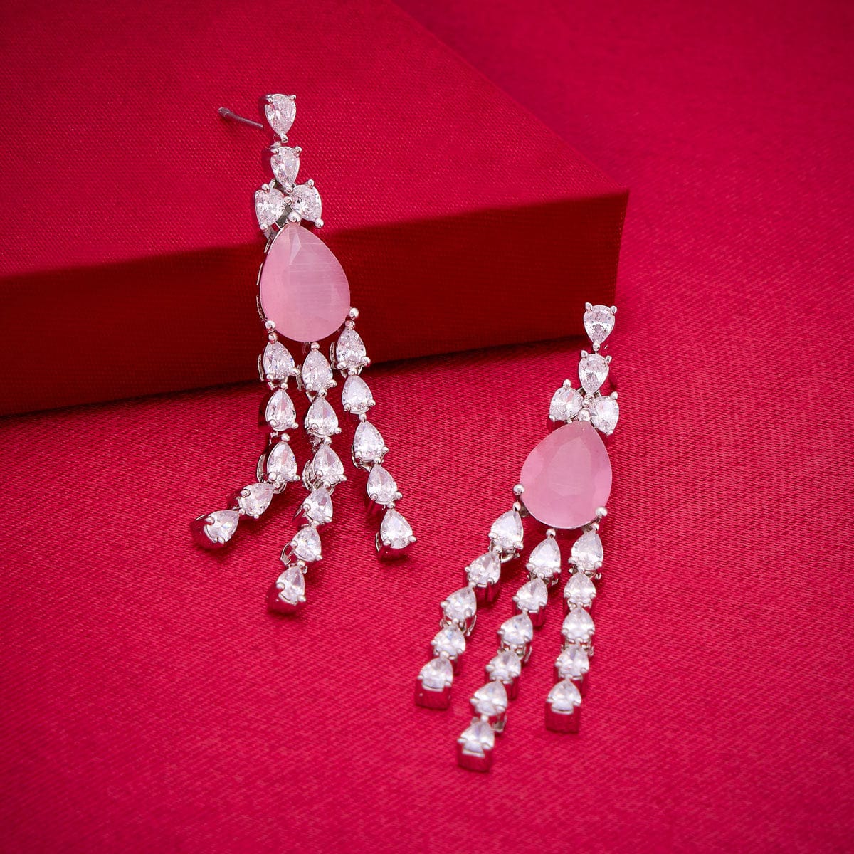 Zircon Earring Zircon Earring 188009