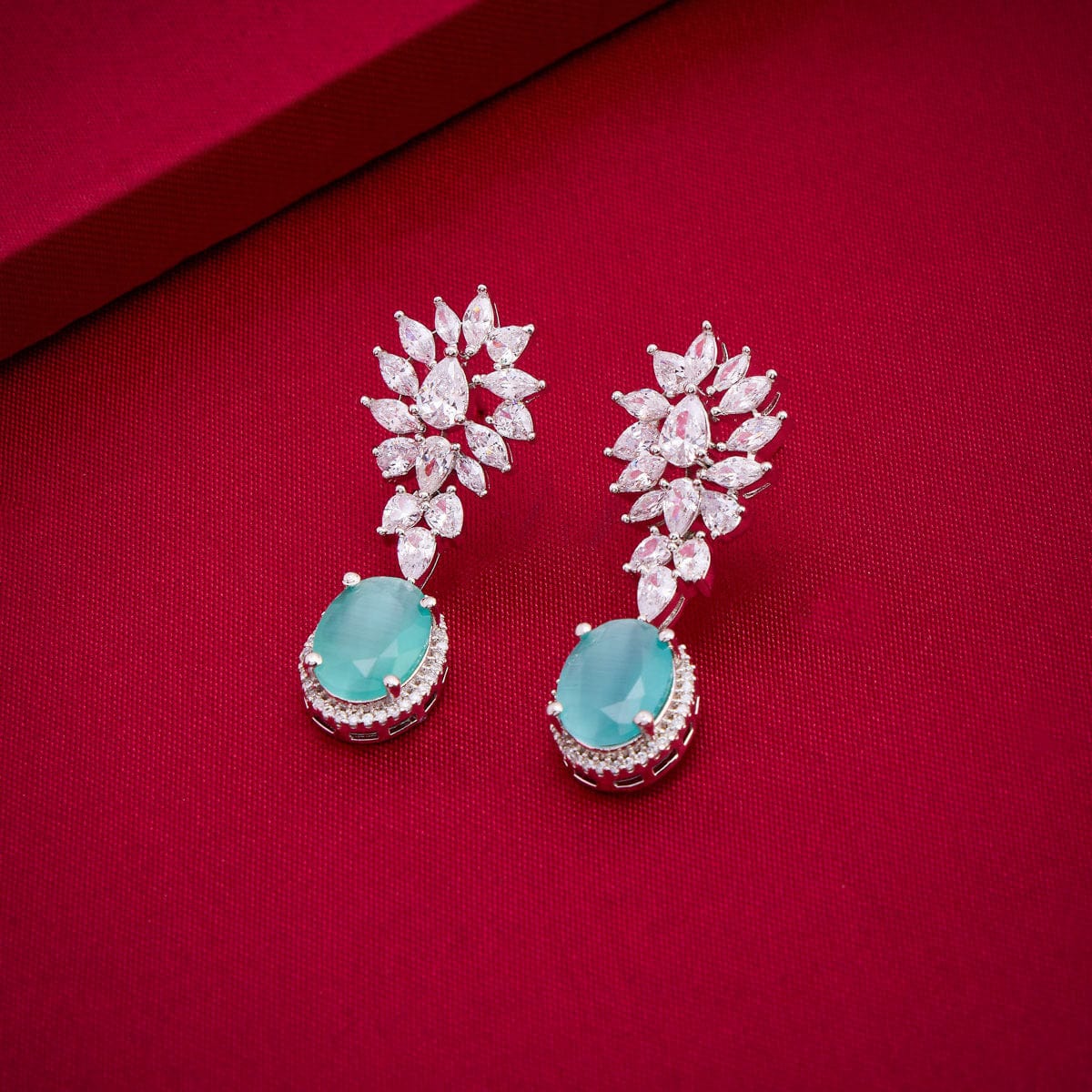 Zircon Earring Zircon Earring 188011