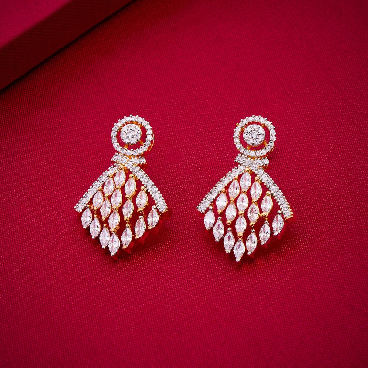 Zircon Earring Zircon Earring 188012