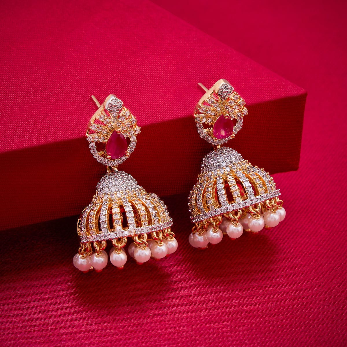 Zircon Earring Zircon Earring 188031