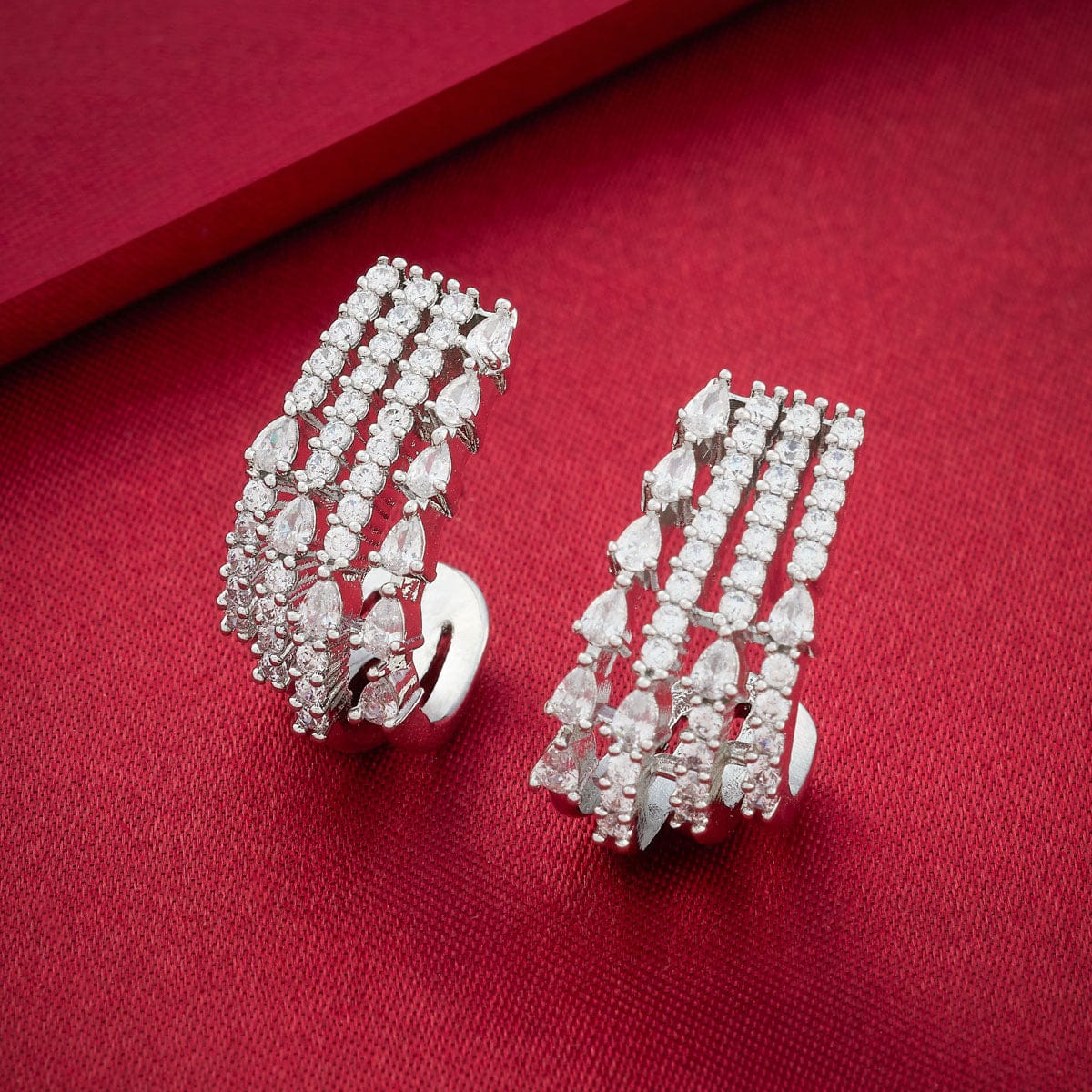 Zircon Earring Zircon Earring 188777