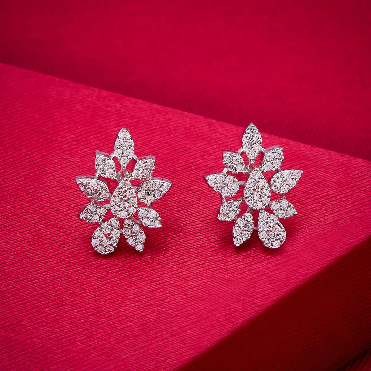 Zircon Earring Zircon Earring 188854