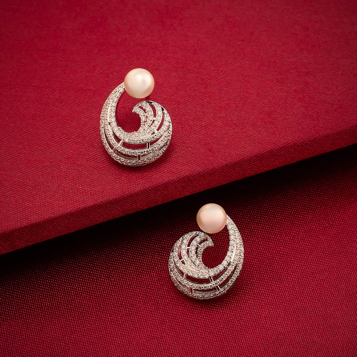 Zircon Earring Zircon Earring 188862